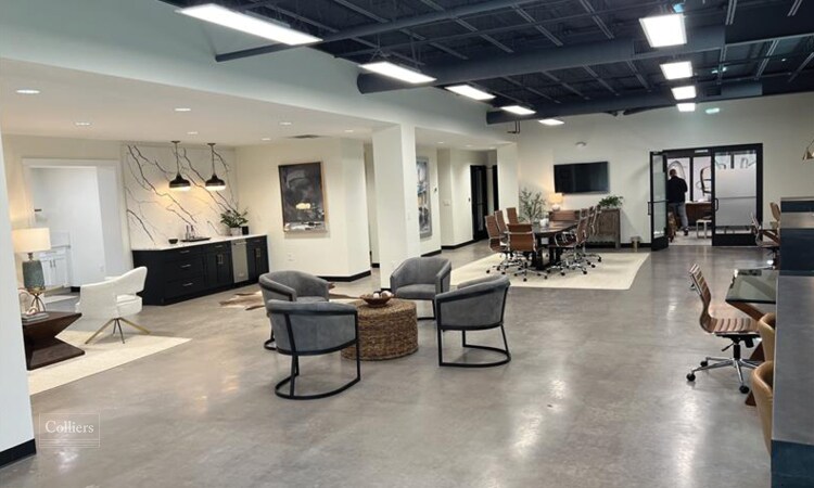 More Photos Of 800 E Washington St, Greenville Office For Sale