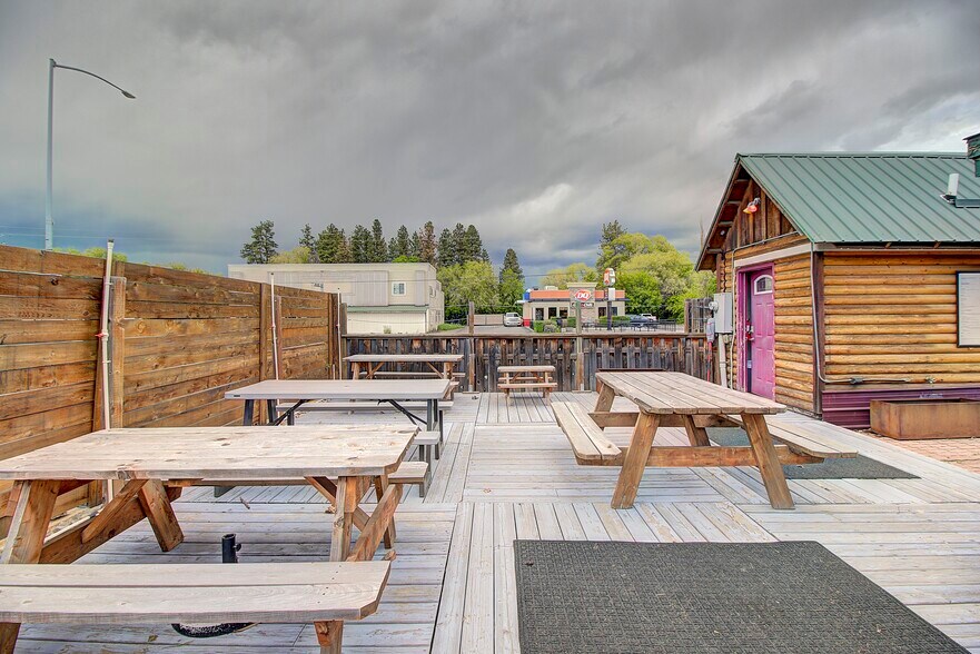 More Photos Of 700 9th St W, Columbia Falls Restaurant For Sale