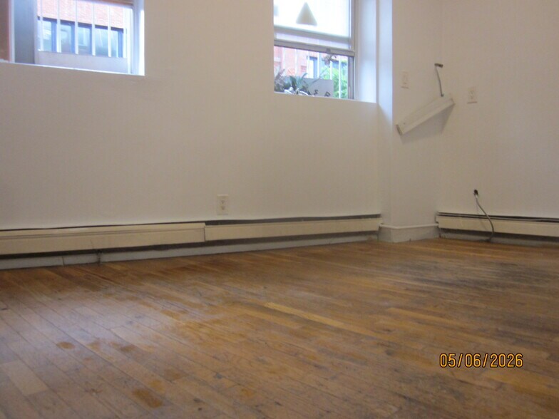 More Photos Of 102 S 6th St, Brooklyn Office For Lease