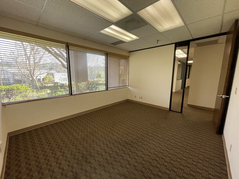 More Photos Of 3220 Blume Dr, Richmond Office For Lease