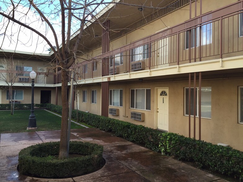 More Photos Of 532-620 N Fulton St, Fresno Apartments For Sale