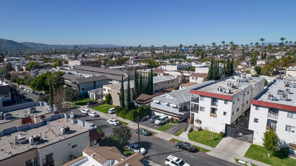 More Photos Of 1157 Justin Ave, Glendale Apartments For Sale