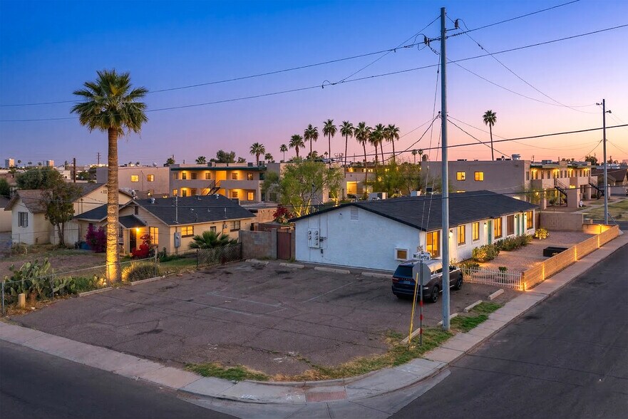 More Photos Of 2444 E Willetta St, Phoenix Multifamily For Sale