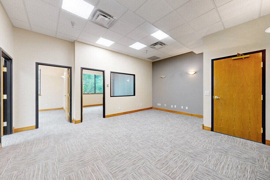 More Photos Of 181 W Boardwalk Dr, Fort Collins Office For Sale