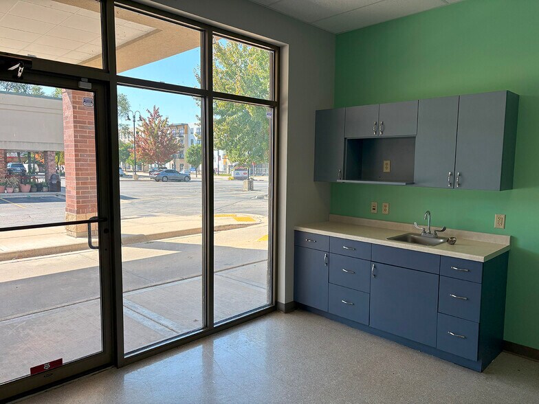 More Photos Of 4518-4522 Monona Dr, Madison General Retail For Lease