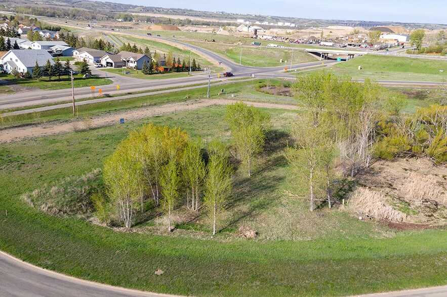 More Photos Of NW Corner Of 4th Ave & 27th St, Minot Land For Sale