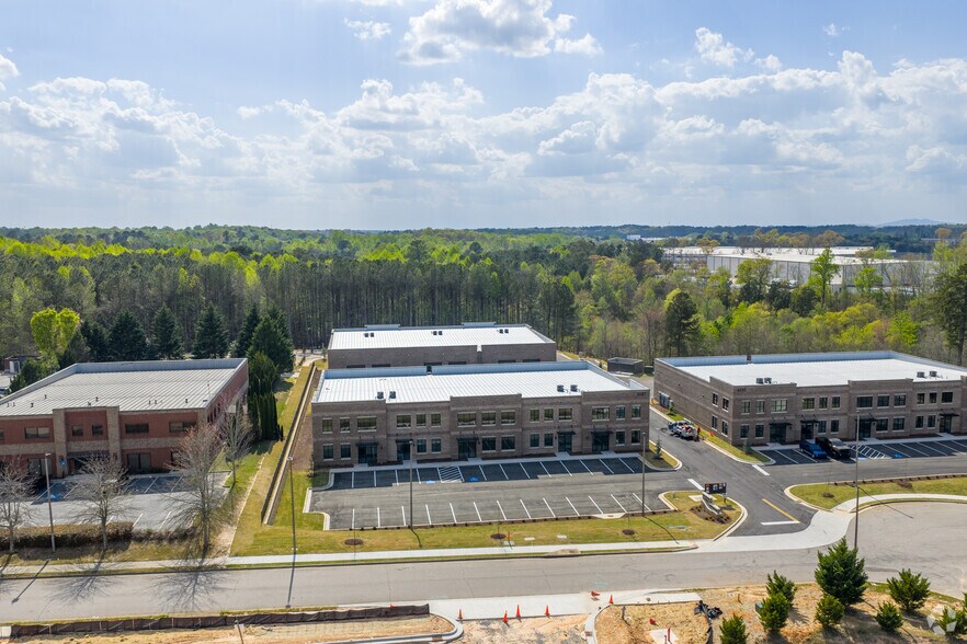 More Photos Of 4187 Tanners Creek Dr, Flowery Branch Warehouse For Lease