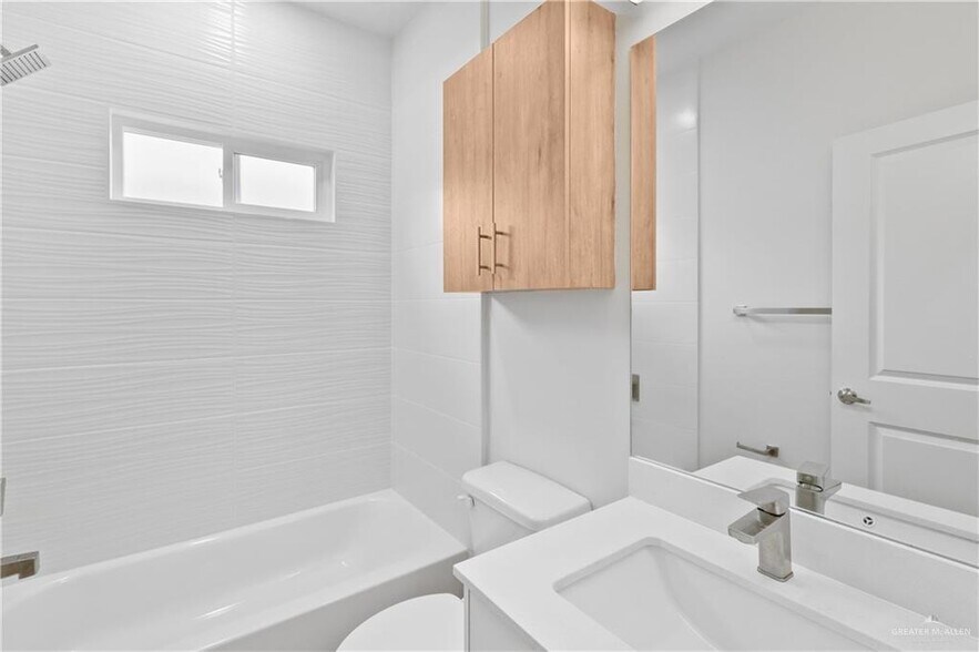 More Photos Of 519 Coves Ln, Weslaco Apartments For Sale