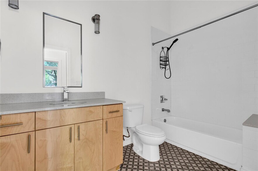 More Photos Of 761-771 NW 1st St, Miami Apartments For Sale