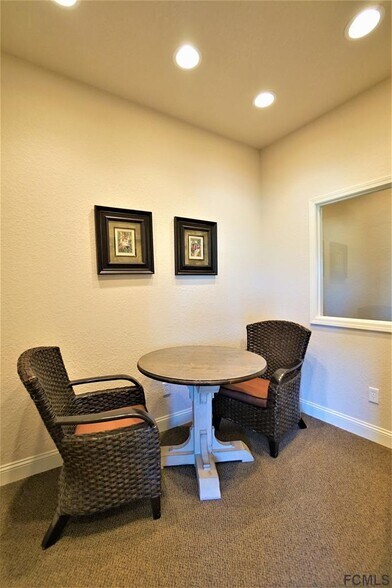 More Photos Of 2561 Moody Blvd, Flagler Beach Office For Lease