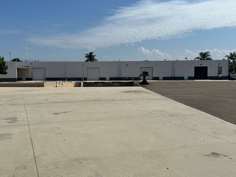 More Photos Of 8226 Whittier Blvd, Pico Rivera Warehouse For Lease