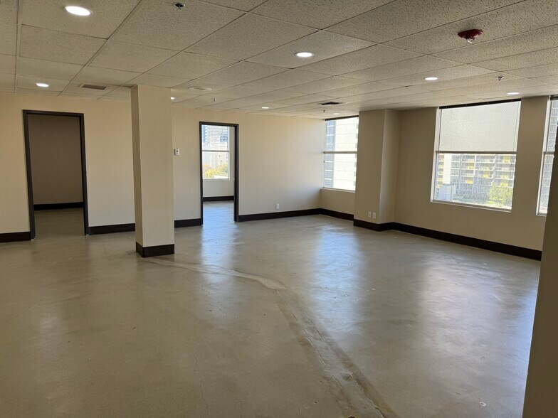 More Photos Of 316 W 2nd St, Los Angeles Loft Creative Space For Lease