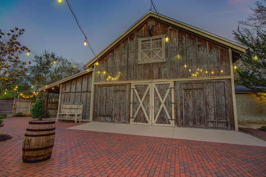 More Photos Of 259 San Marco Ave, Saint Augustine Specialty For Sale