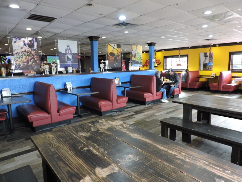 More Photos Of 2828 Southmore Ave, Pasadena Restaurant For Lease