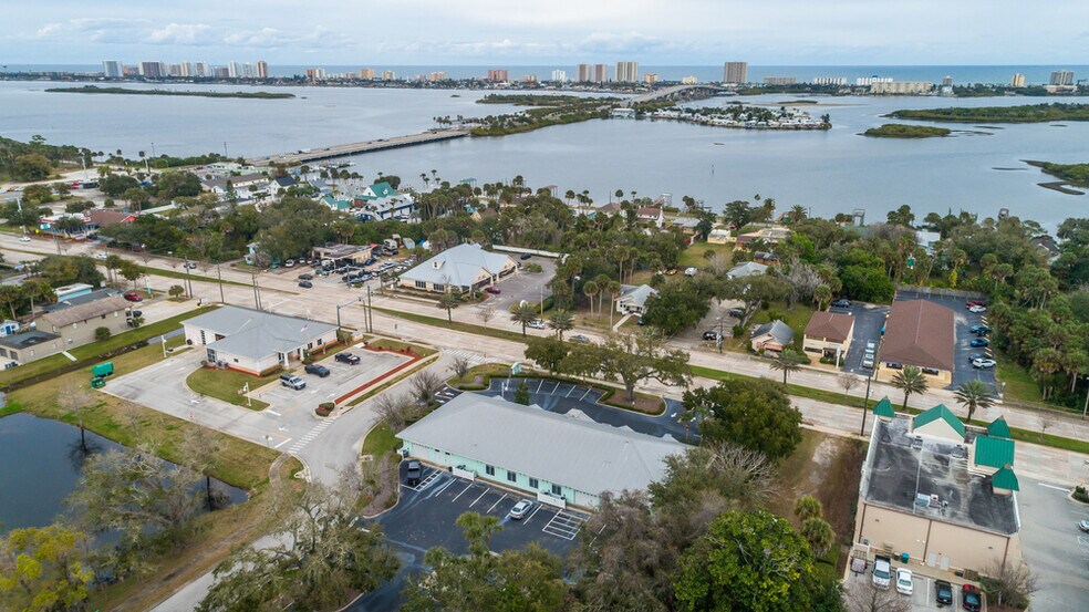 More Photos Of 4240 S Ridgewood Ave, Port Orange Coworking Space