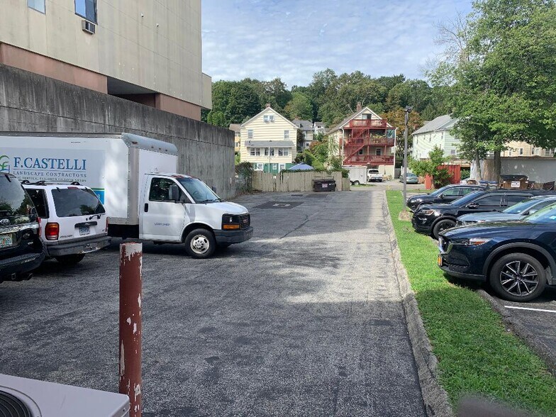 More Photos Of 980 Hope St, Stamford Loft Creative Space For Lease