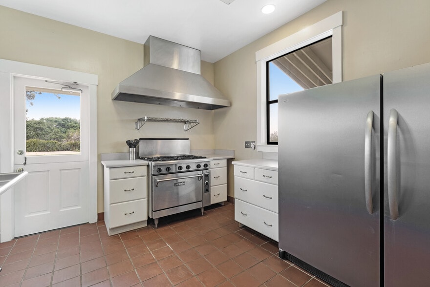 More Photos Of 1258 San Andreas Rd, La Selva Beach Hospitality For Sale