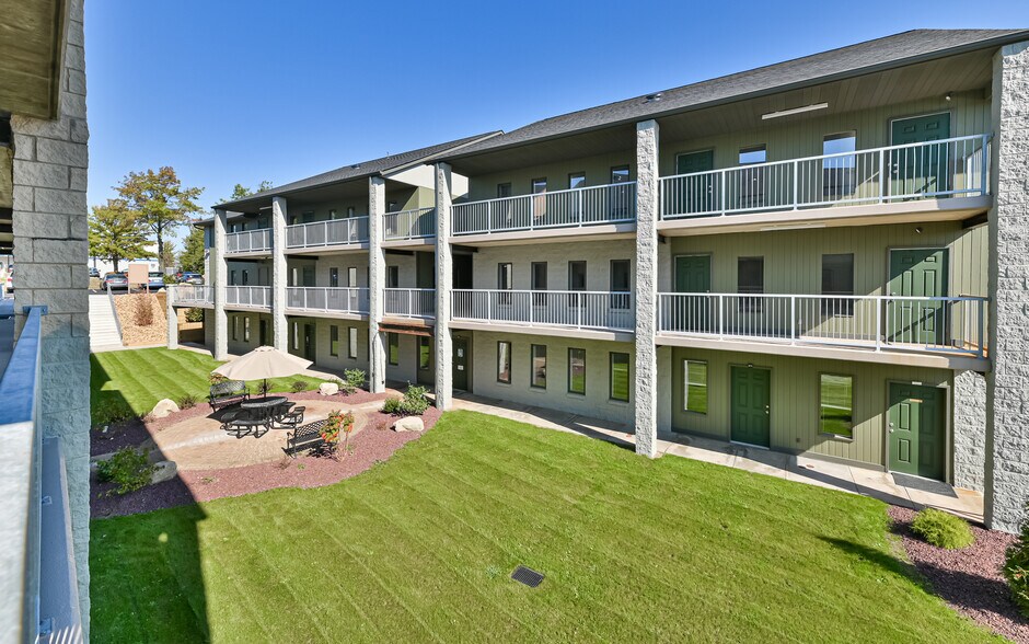 More Photos Of 101 N Meadows Dr, Wexford Office For Lease