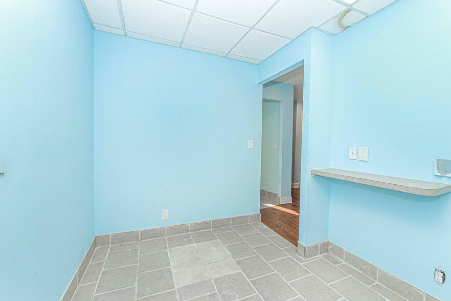 More Photos Of 2131 Richmond Rd, Staten Island Medical For Lease