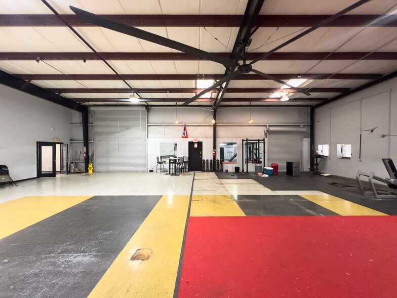 More Photos Of 2315 E 3rd Ave, Tampa Warehouse For Lease