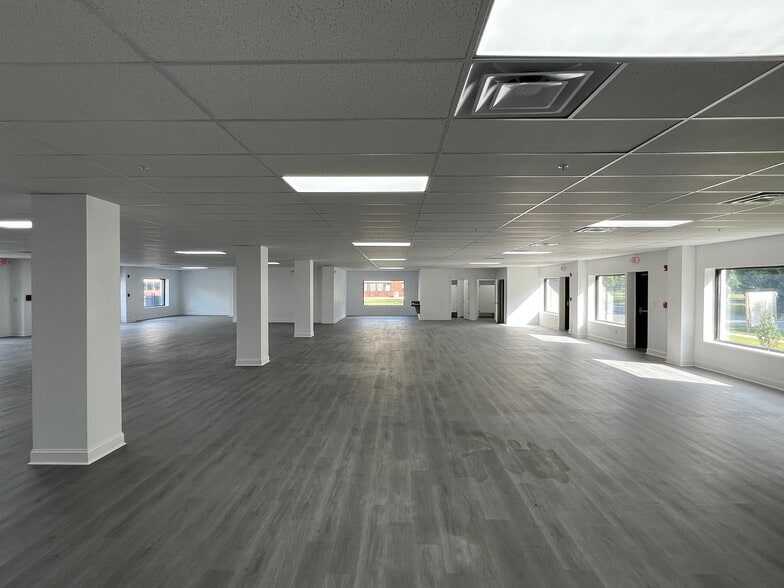 More Photos Of 1241 College Park Dr, Dover Loft Creative Space For Lease