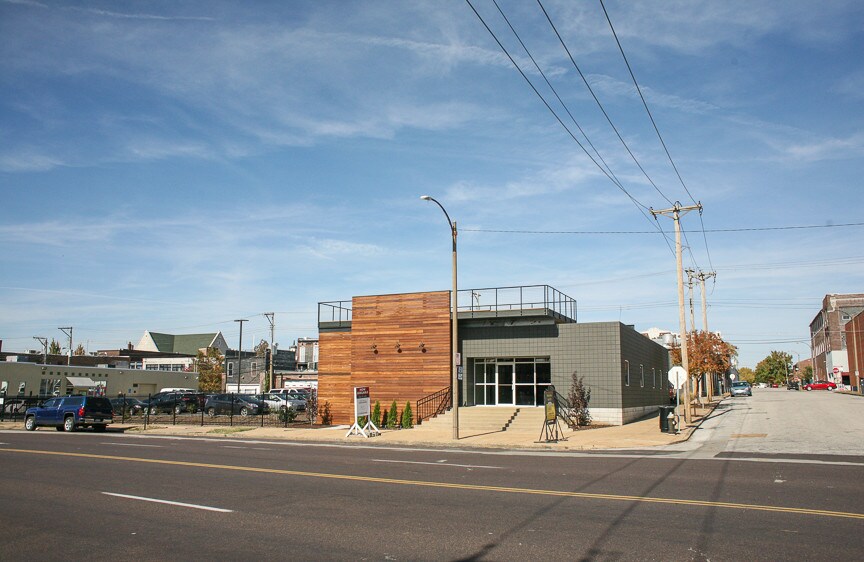 More Photos Of 3101 Olive St, Saint Louis Loft Creative Space For Lease