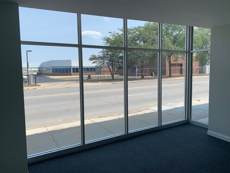 More Photos Of 5710-5712 S Central Ave, Chicago Warehouse For Sale