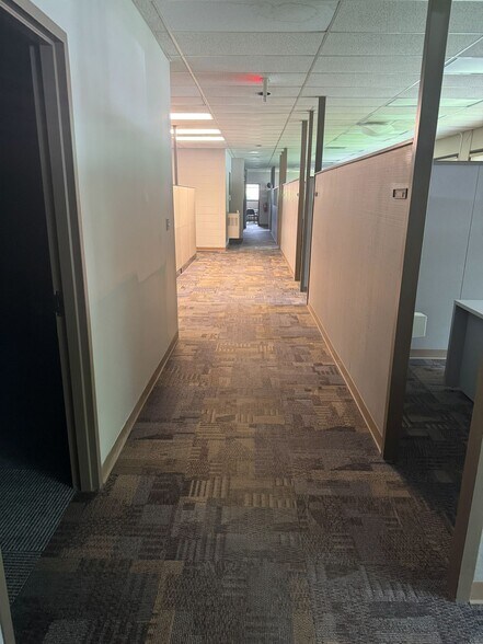 More Photos Of 2709 McGraw Dr, Bloomington Office Residential For Sale