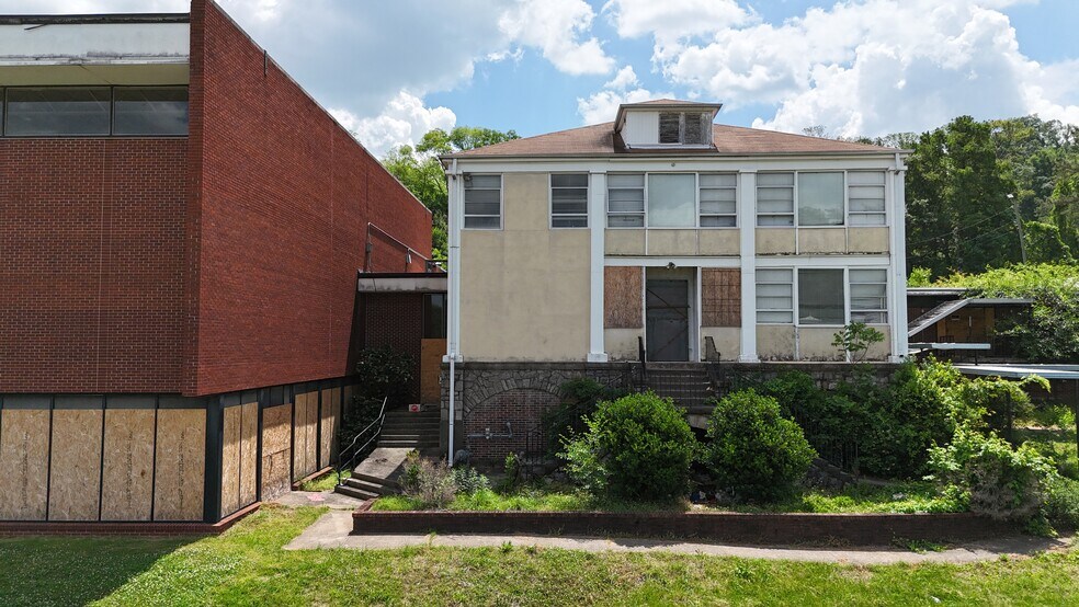 More Photos Of 301 21st Ave S, Birmingham Schools For Sale