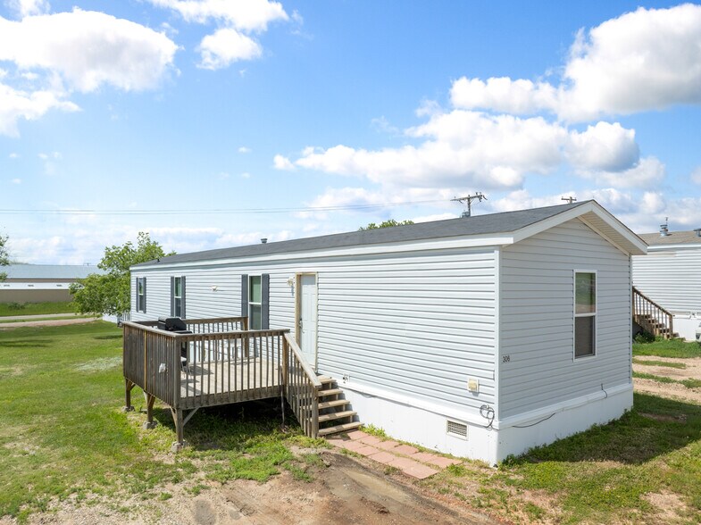 More Photos Of 302 Delaney St, Alexander Manufactured Housing Mobile Home Park For Sale