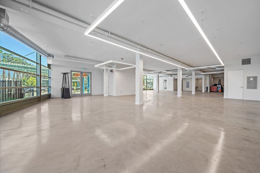 More Photos Of 5963-5965 Washington Blvd, Culver City Loft Creative Space For Lease