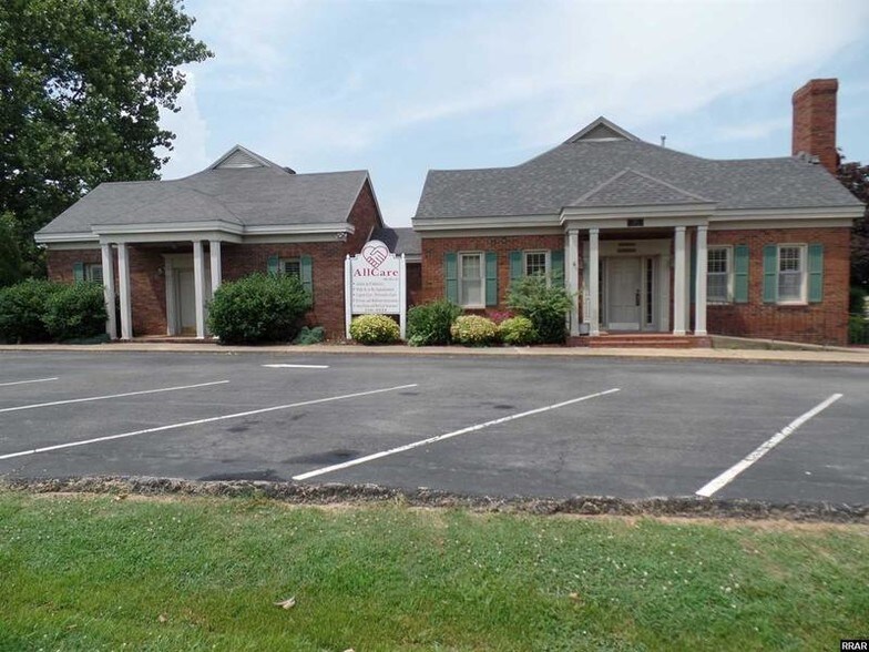 More Photos Of 316 E Harper St, Troy Medical For Sale