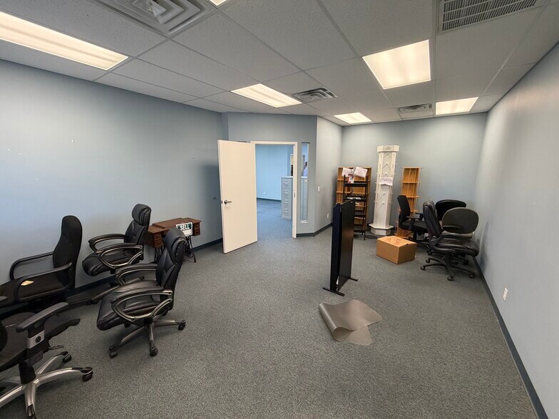 More Photos Of 2530 Chandler Rd, Muskogee General Retail For Sale