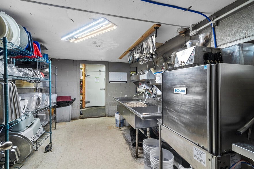 More Photos Of 1535 Port Matilda Hwy, Philipsburg Hotel For Sale