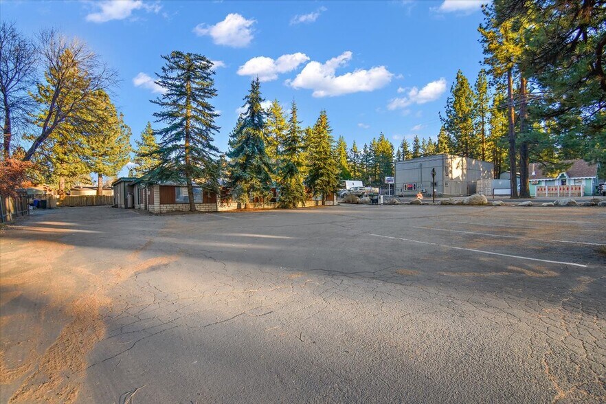 More Photos Of 337 W Big Bear Blvd, Big Bear City Restaurant For Sale