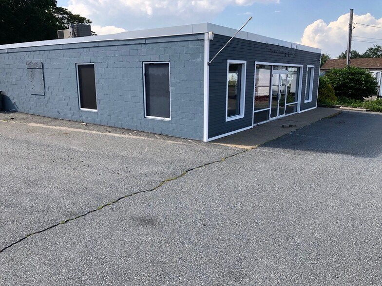 More Photos Of 1185 Jefferson Blvd, Warwick Freestanding For Lease