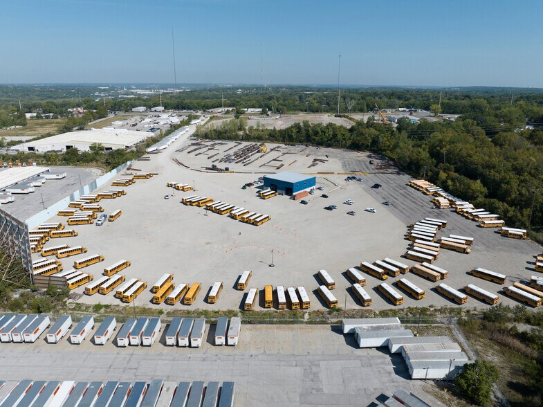 More Photos Of 8753 E US 40 Hwy, Kansas City Land For Lease