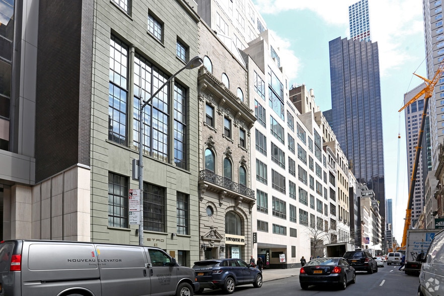 More Photos Of 39 W 56th St, New York Medical For Lease