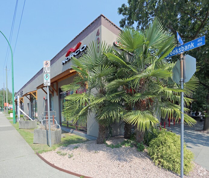 More Photos Of 400 Brooksbank Ave, North Vancouver Storefront Retail Office For Sale