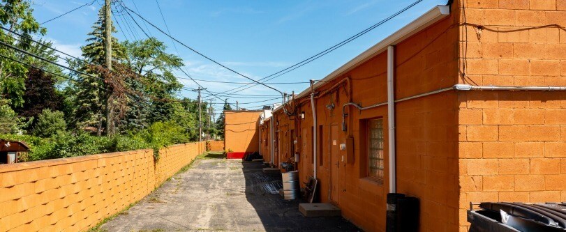 More Photos Of 20307-20337 Middlebelt Rd, Livonia Unknown For Lease