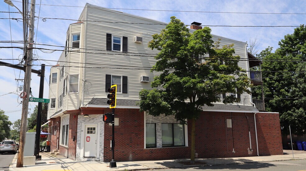 More Photos Of 95 Medford St, Malden Apartments For Sale
