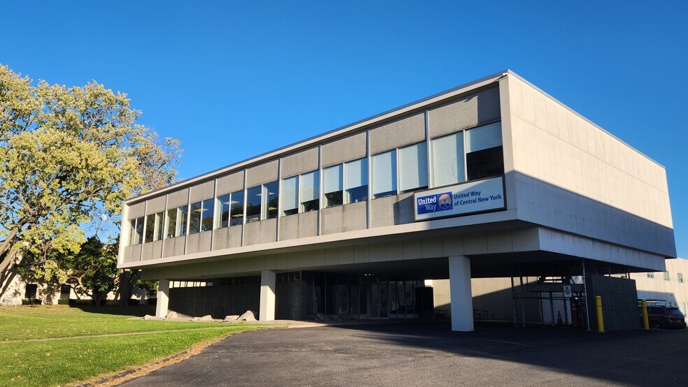 Primary Photo Of 980 James St, Syracuse Medical For Lease