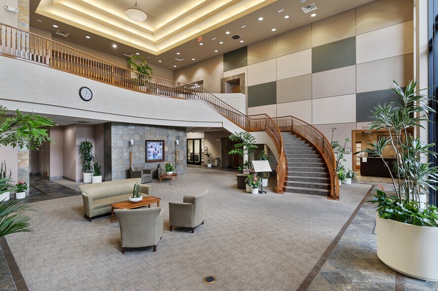 More Photos Of 7881 W Charleston Blvd, Las Vegas Office For Lease