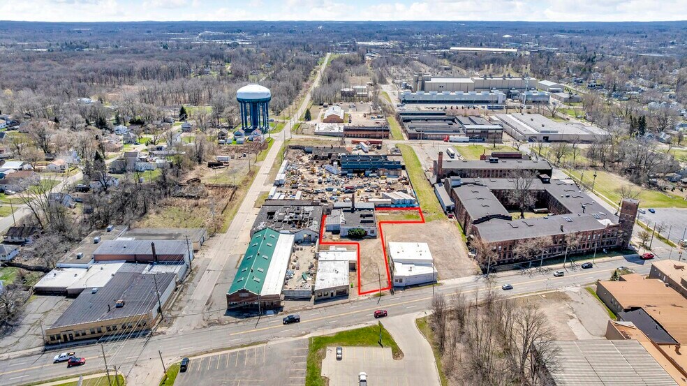 More Photos Of 2419 E Michigan Ave, Jackson Warehouse For Sale