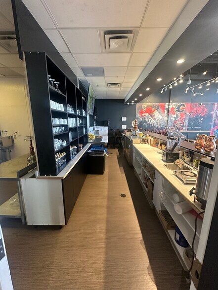 More Photos Of 107 17th Ave, Calgary Apartments For Lease