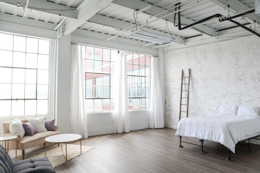 More Photos Of 201 N Braddock Ave, Pittsburgh Light Manufacturing For Lease