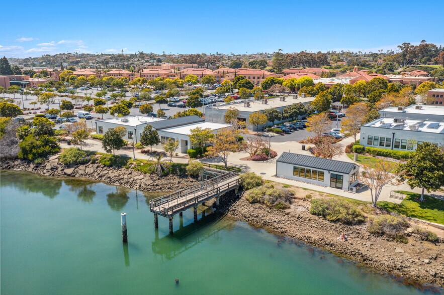 More Photos Of 2837 Historic Decatur Rd, San Diego Office For Sale