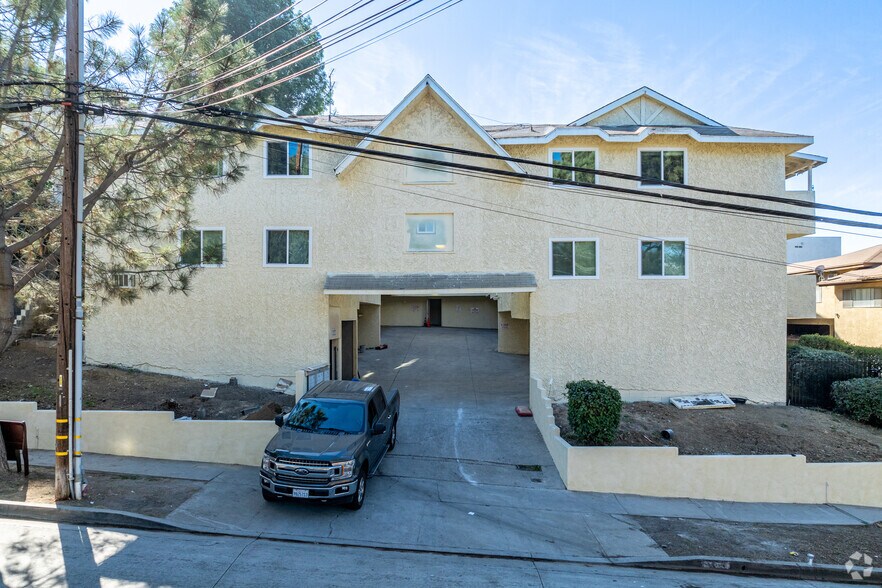 More Photos Of 13716 Penn St, Whittier Apartments For Sale