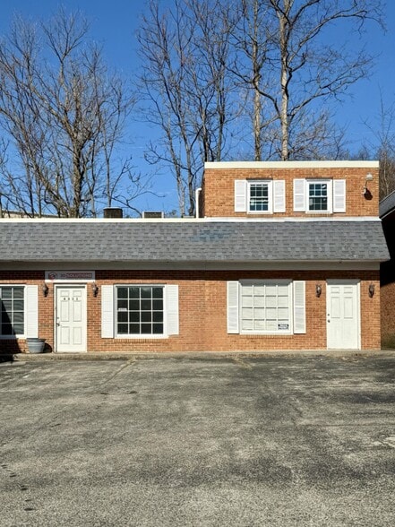 Primary Photo Of 4311 Appleton Ave NW, Roanoke Office For Lease