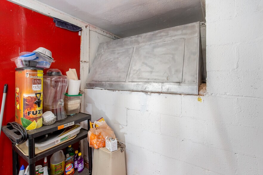 More Photos Of 8604 N Sooner Rd, Oklahoma City Restaurant For Sale